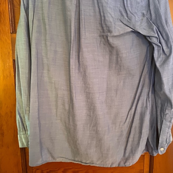 Medium Ann Taylor loft top - Picture 2 of 3